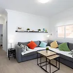 Holiday home Coastal Hideaway *