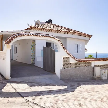 Coastal Hideaway Feriehus Puerto de Santiago (Tenerife)