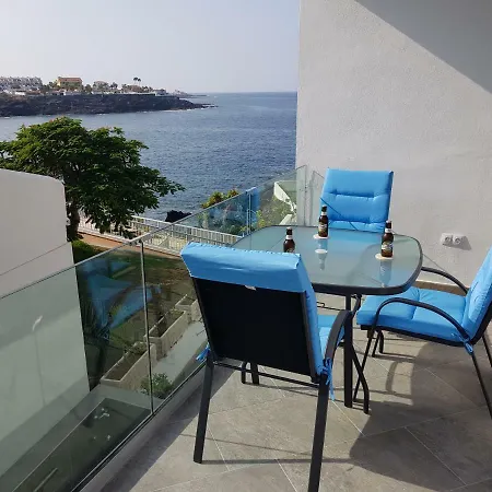 Feriehus Coastal Hideaway *